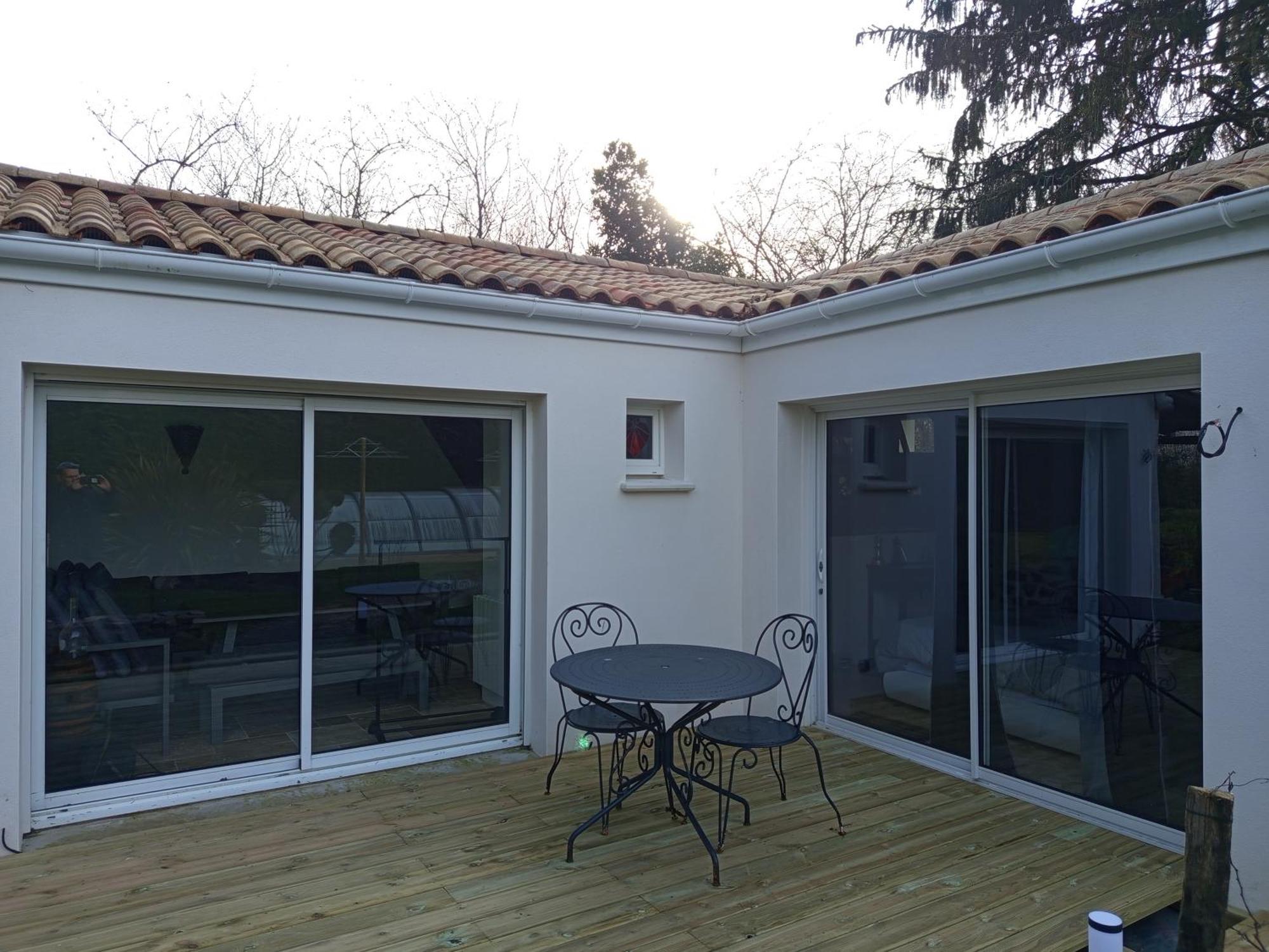 Mas Des Vignes Piscine Chauffee Bed & Breakfast Le Champ-Saint-Pere Exterior photo